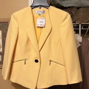 Kasper Short Jacket-New with Tags